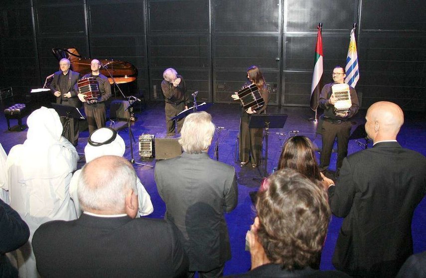 Los protagonistas del concierto en homenaje al centenario de 'La Cumparsita' fueron ovacionados. (EL CORREO)