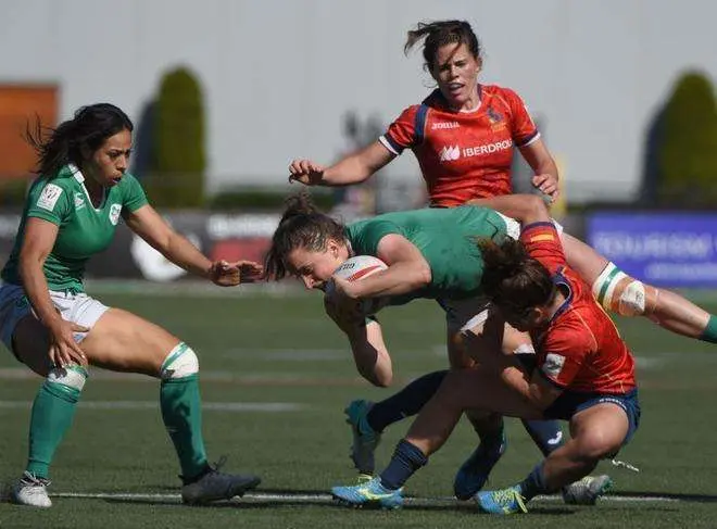 María Ribera y Patricia García en un encuentro reciente ante Irlanda, rival en Dubai