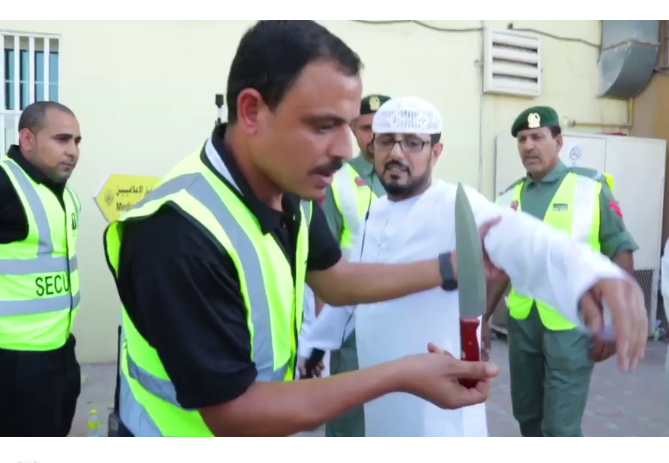 Un fotograma del vídeo publicado por la Policía de Dubai en Twitter.