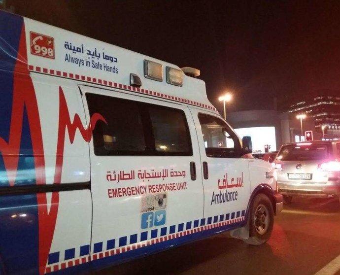 Una ambulancia del equipo de Dubai. (EL CORREO)