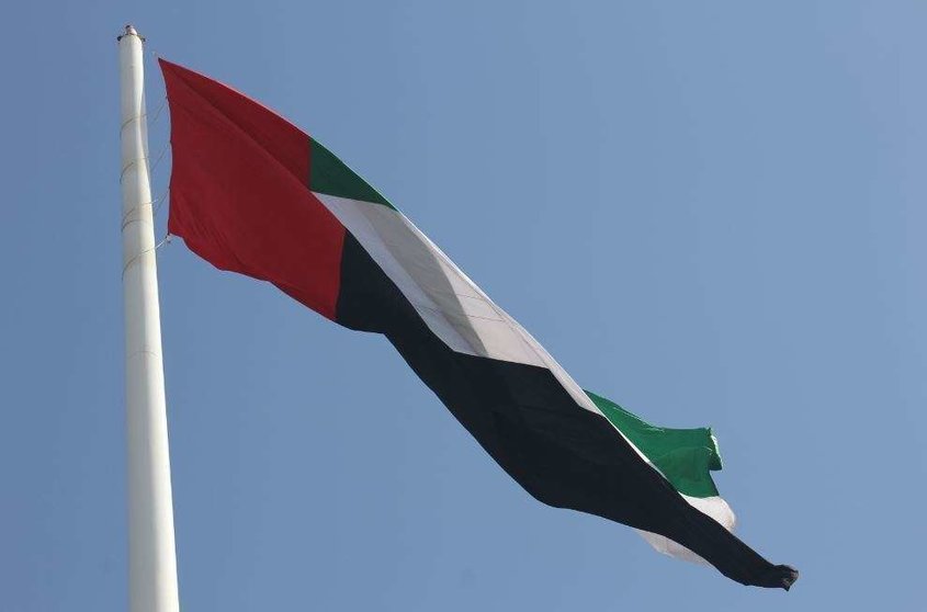 La bandera de Emiratos Árabes Unidos. (EL CORREO)