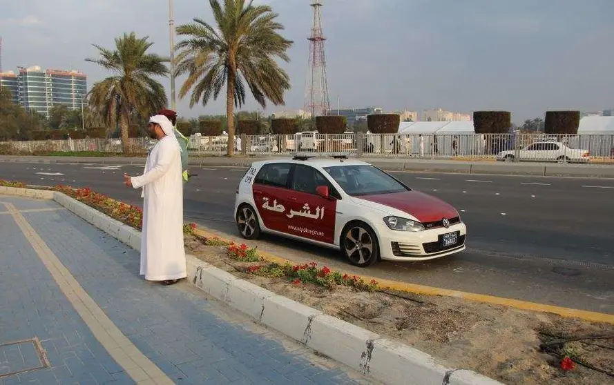 Una imagen de la Policía de Abu Dhabi en la Corniche. (EL CORREO)