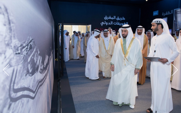 El jeque Hamdan bin Zayed Al Nahyan durante la inauguración de la autopista. (Wam)