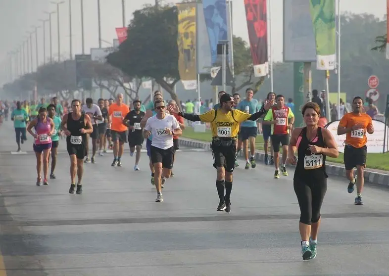 Participantes en la Media Maratón de Ras Al Khaimah 2018.