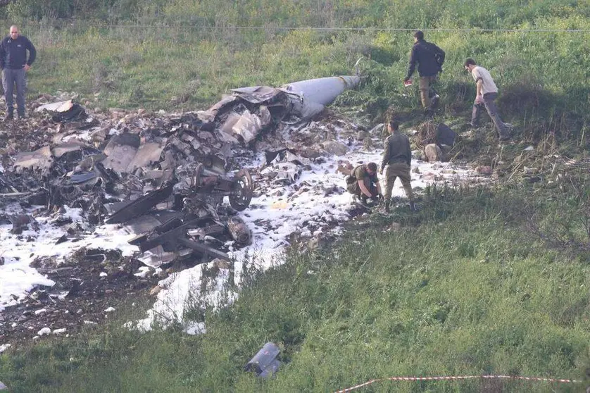 Restos del avión de combate israelí.