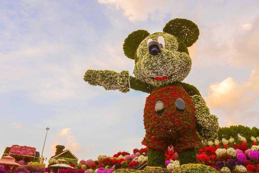 La escultura de Mickey Mouse en Dubai Miracle Garden mide 18 metros. (Dubai Miracle Garden)