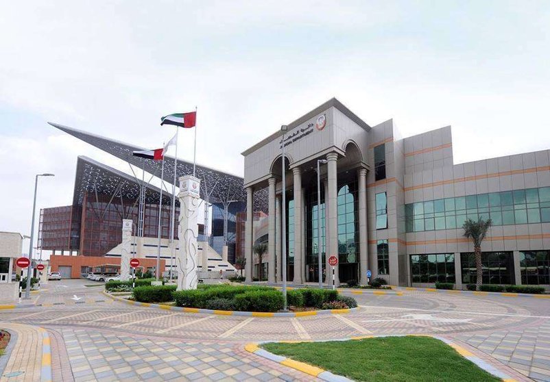 Exterior de una sede judicial de Abu Dhabi.