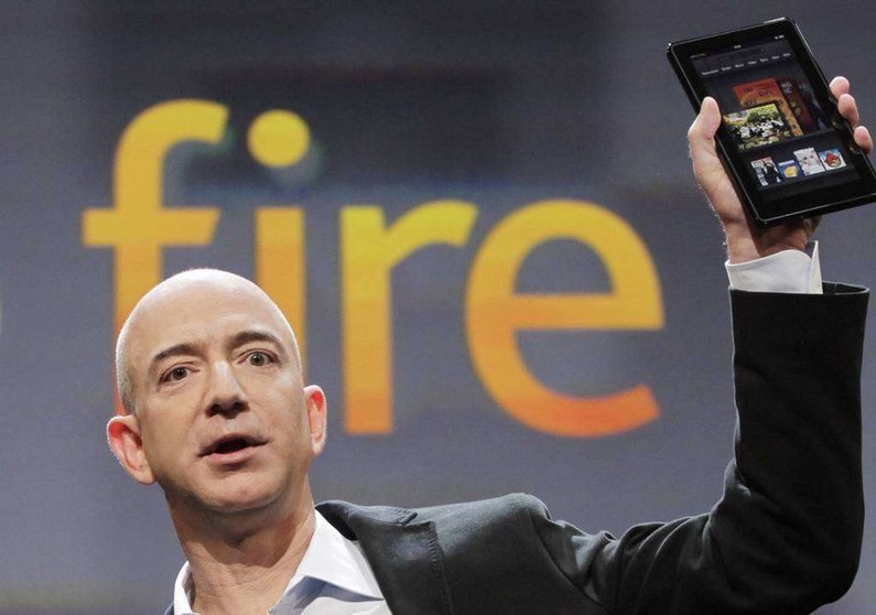Jeff Bezos, en la cima del ránking de Forbes. (AP)