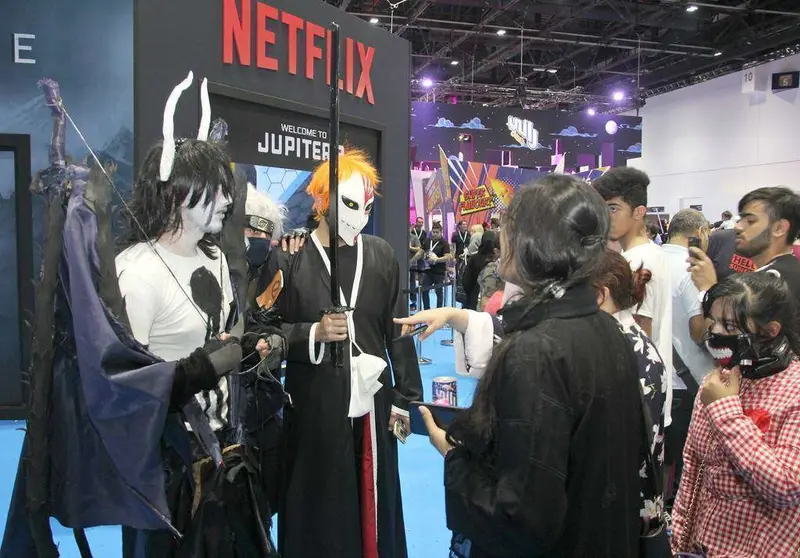 Stand de la maqueta de la seria de Netflix 'Perdidos en el espacio'. (EFE)