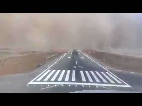 Una captura del vídeo del aterrizaje en Arabia Saudita.