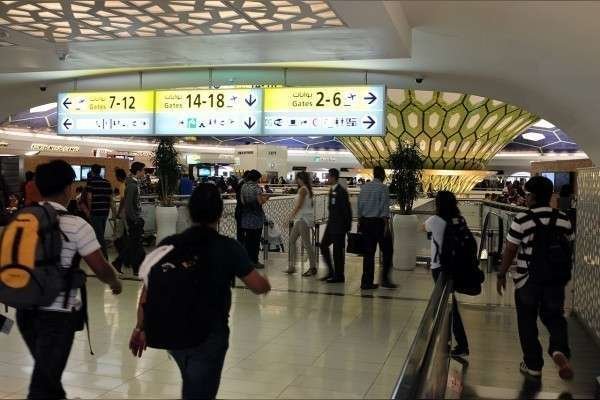 Puertas de embarque el Aeropuerto Internacional de Abu Dhabi.