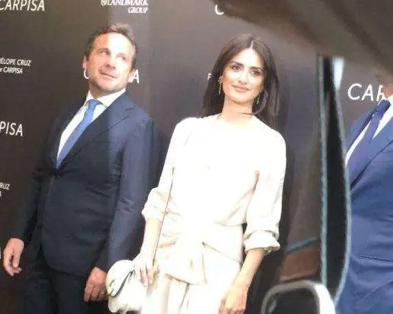 Penélope Cruz en Dubai Mall.