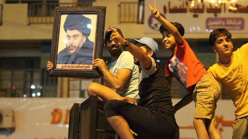 Los iraquíes celebran la victoria del clérigo chií. (AFP)