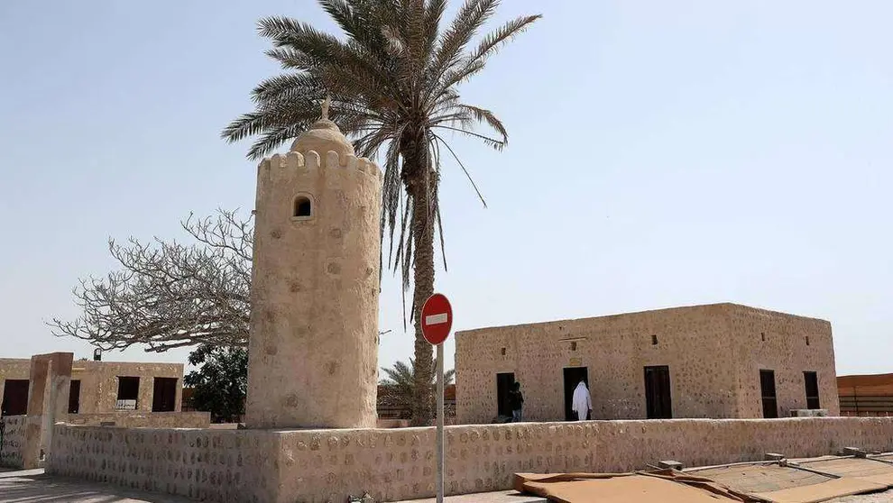 La mezquita fue construida con roca, coral y barro. (The National)