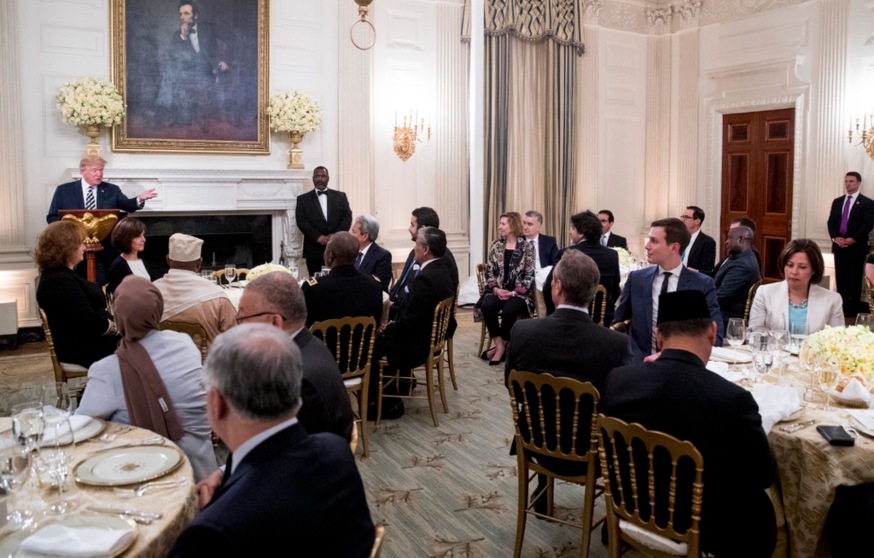 Primer iftar de Trump en la Casa Blanca como presidente.