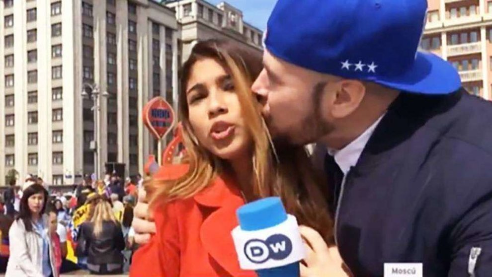 Una captura de pantalla del vídeo de la presentadora colombiana acosada.