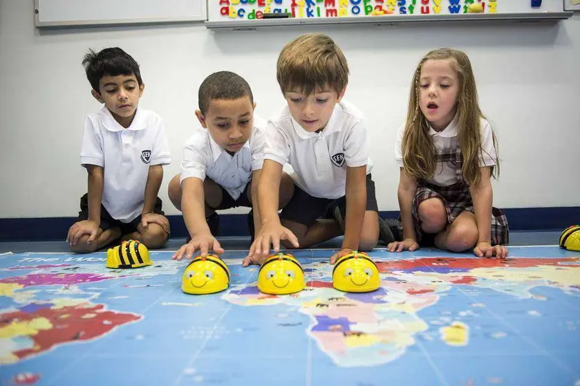 Niños en el colegios. (ELCORREO)