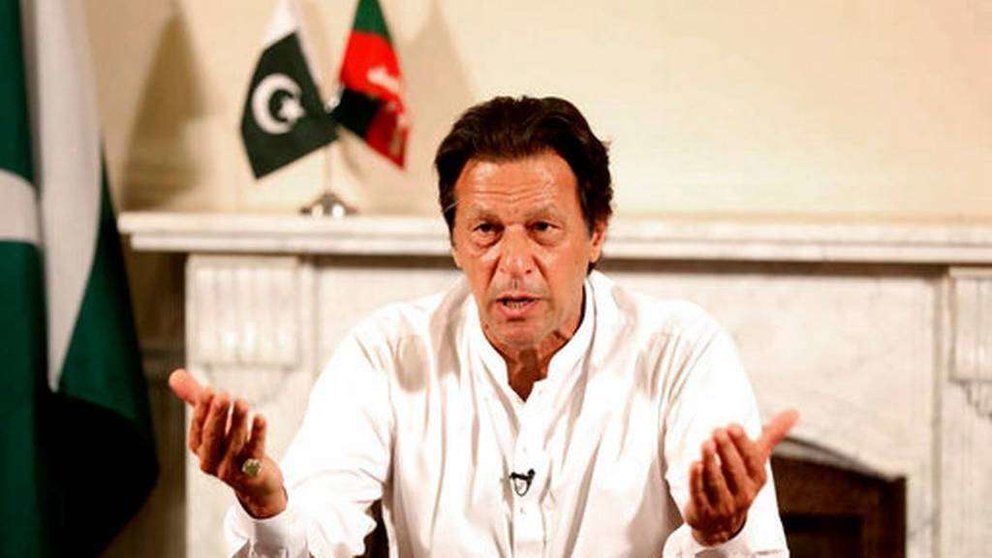 Imran Khan, durante el discurso que ofreció para anunciar que era el vencedor de las elecciones en Pakistán. (AP)