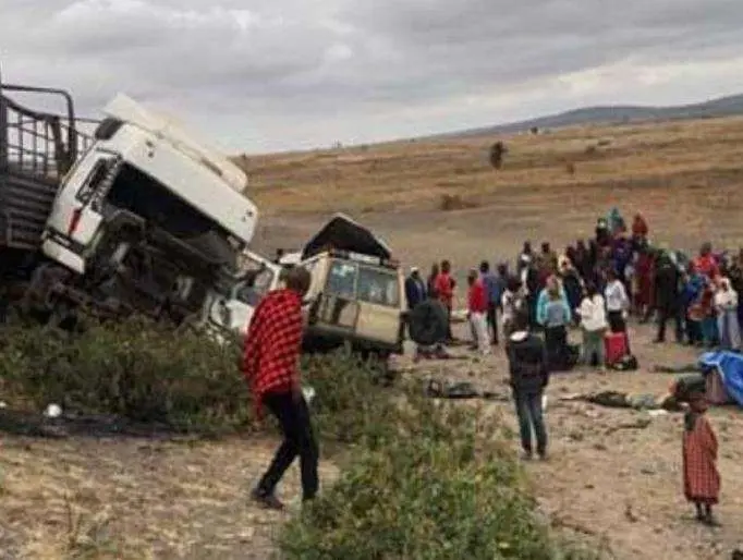 En la imagen de Twitter, el accidente donde ha fallecido los turistas españoles.