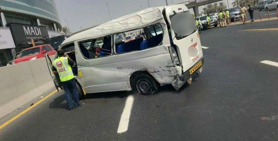 La Policía de Dubai difundió esta imagen del accidente de tráfico.