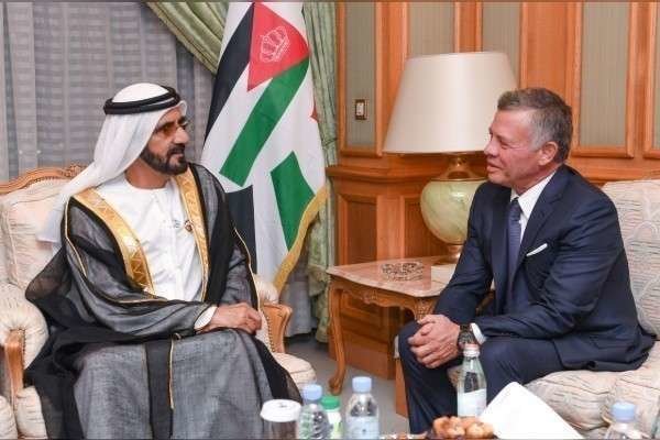 El gobernante de Dubai y el Rey de Jordania durante la reunión de este domingo.