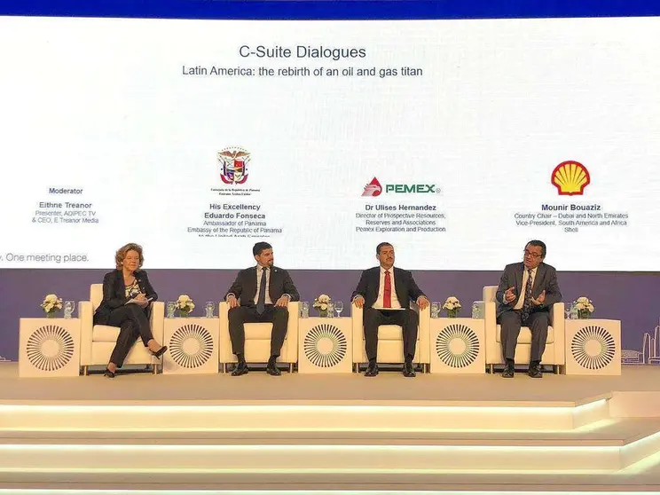 Desarrollo del foro sobre América Latina en ADIPEC 2018. (adipec.com)