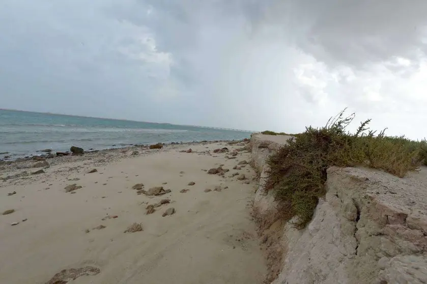 Una imagen de la playa virgen de Jebel Ali.