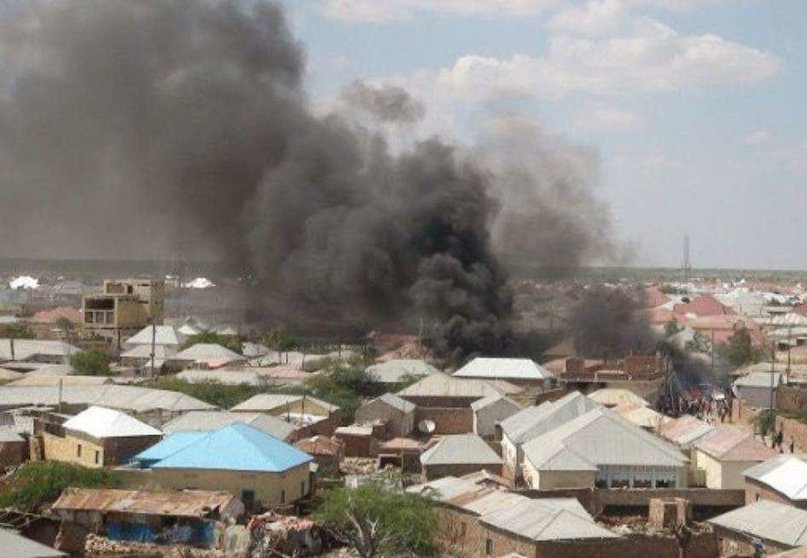El centro religioso del controvertido clérigo Abdiweli, tras sufrir la explosión. (@Rooble2009)