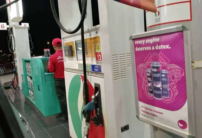 Una gasolinera en Emiratos Árabes. (EL CORREO)