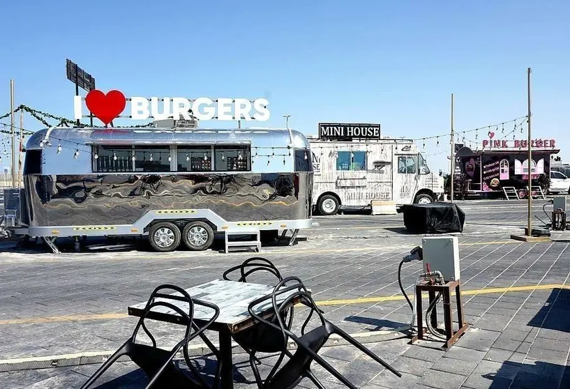 Food Trucks en Abu Dhabi (Marta del Olmo / EL CORREO)