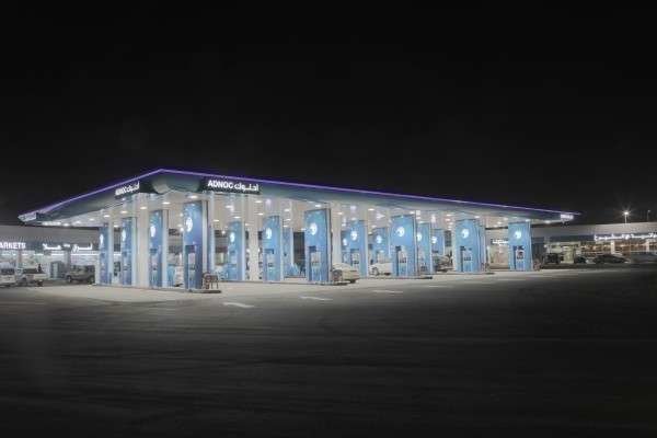 Una de las nuevas gasolineras de Adnoc. (WAM)