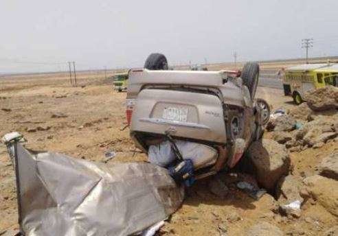 El diario Sabq publicó una imagen del vehículo tras el siniestro.