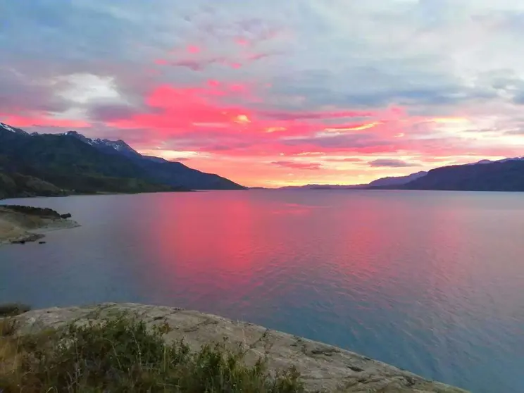 Amanecer en Mina Puerto Cristal. (EL CORREO)