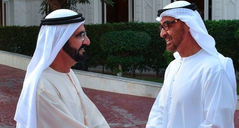 Los líderes de EAU en el palacio Al Bahr de Abu Dhabi. (WAM)