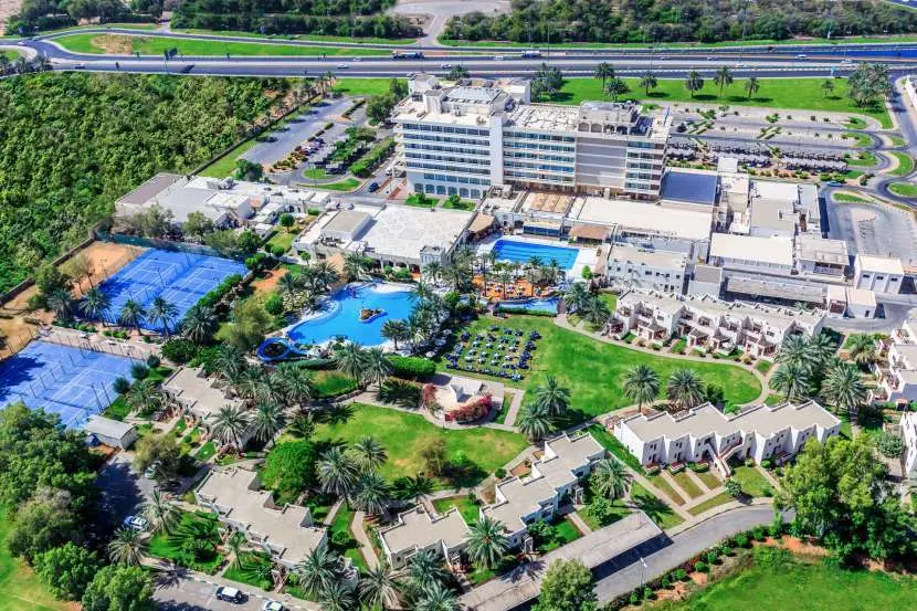 Radisson Blue en Al Ain.