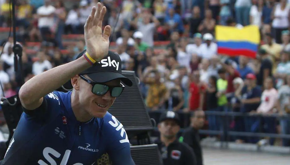 En la imagen de EFE, el ciclista británico Chris Froome del Team Sky 