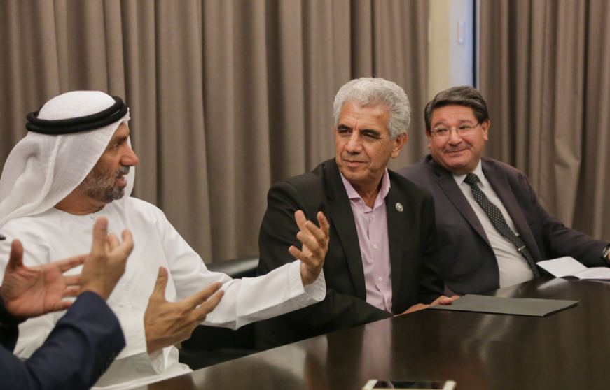 El emiratí Ahmed Al Jarwan con representantes argentinos.