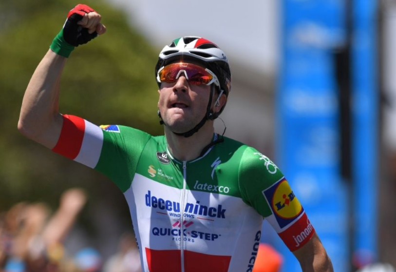El ciclista italiano Elia Viviani tras ganar en el emirato de Sharjah.