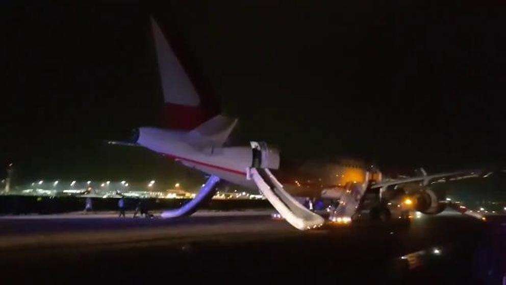 El Airbus 320 despegaba desde Londres con destino Viena y sufrió un pequeño percance (Twitter Toni Barta)