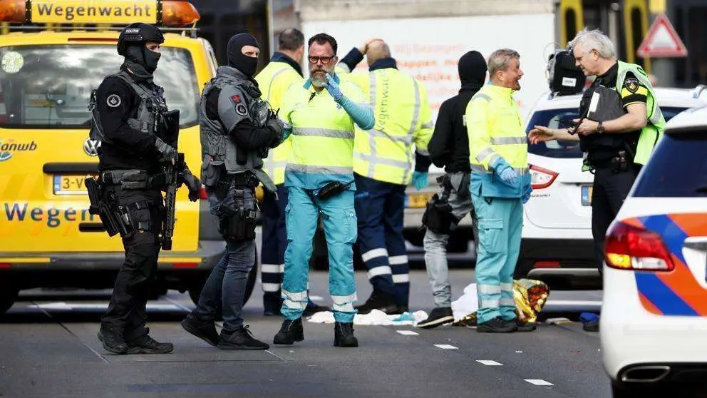 En la imagen de AFP, el lugar del ataque en Utrech.