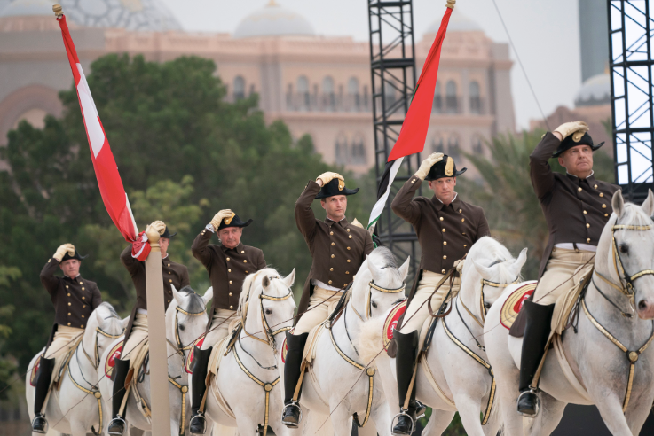 Escuela de Equitación Española en el hotel Emirates Palace. (WAM)