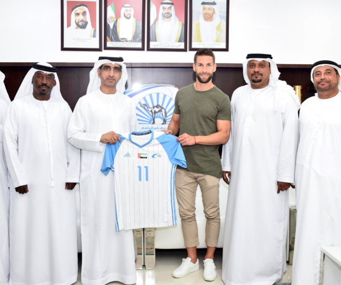 El futbolista cordobés Pedro Conde del Baniyas de Abu Dhabi.