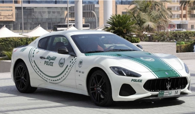 Maserati GranTurismo de la Policía de Dubai. 