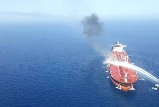 Petrolero Noruego atacado en el Golfo de Omán.