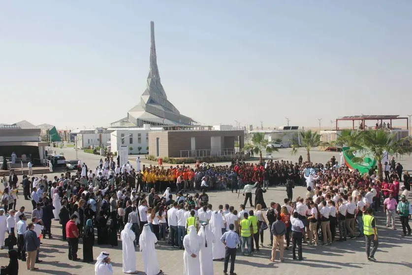 Torre en el Parque Solar Mohammed Bin Rashid Al Maktoum de Dubai. (EL COREO)
