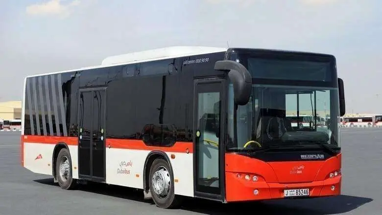 Uno de los nuevos autobuses de Dubai.