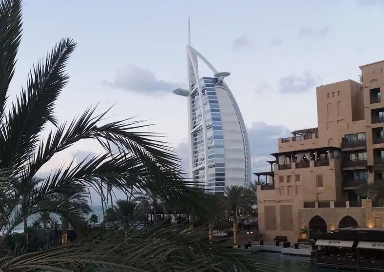 El hotel Burj Al Arab de Dubai. (EL CORREO)