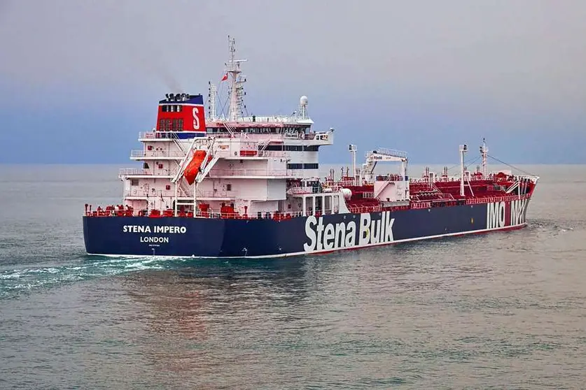 En la imagen de AP, el petrolero británico Stena Impero.