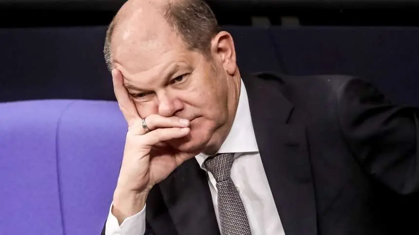El ministro alemán Olaf Scholz durante un debate en el Bundestag .
