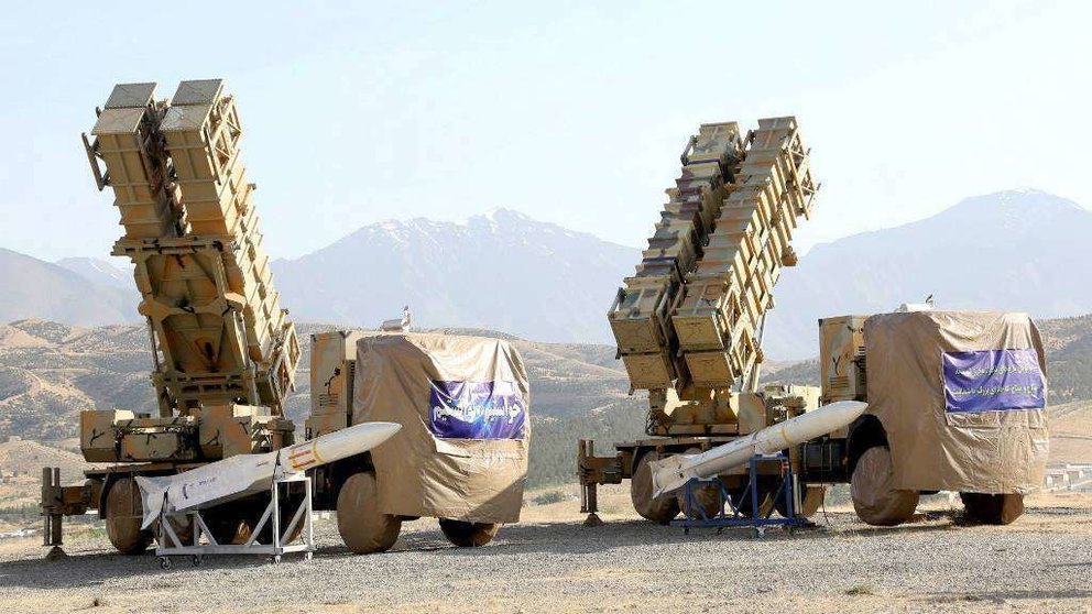 El Ministerio de Defensa de Irán presentó sus nuevo sistema de misiles antiaéreo.